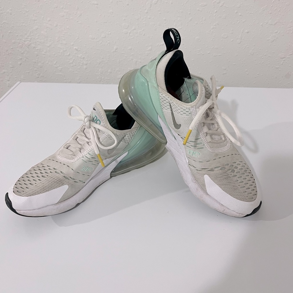 Nike Air Max 270s in mint and white!